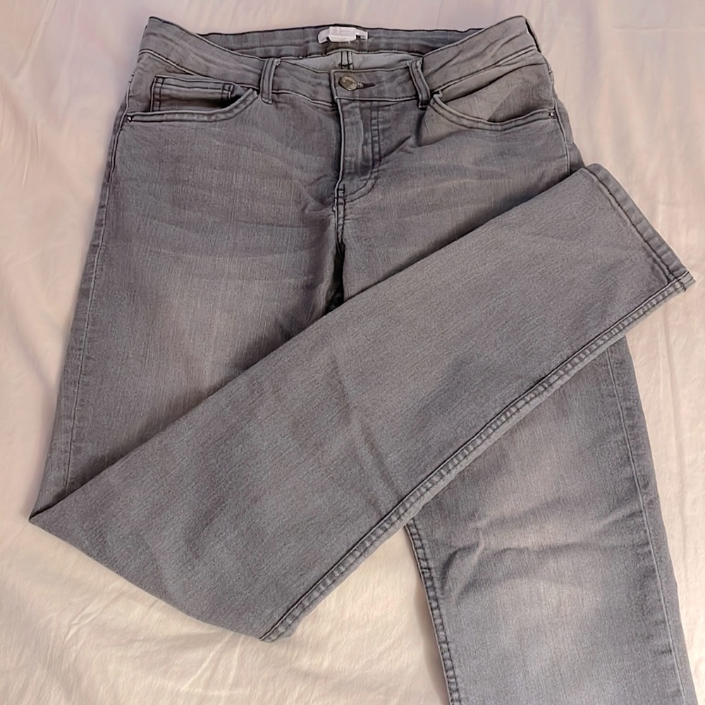 Skinny grey jeans mid rise with small amount of stretch for comfort